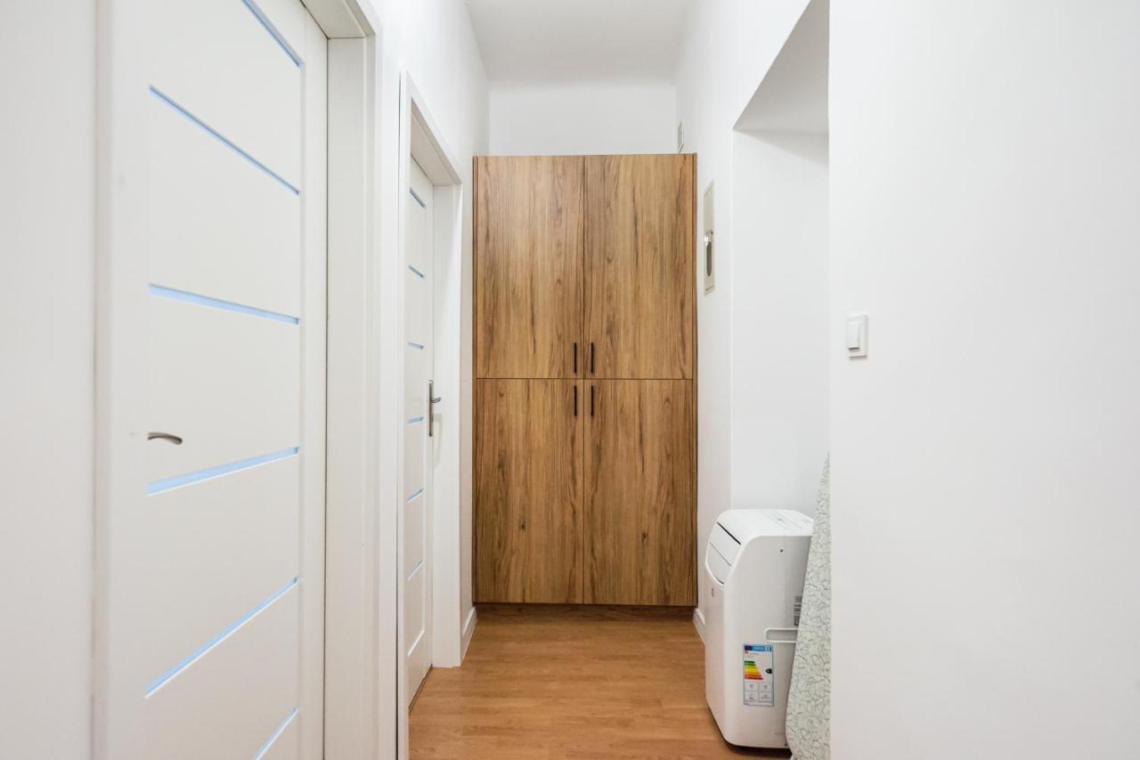 Old Town 5-Bedroom Apartment Warszawa Zewnętrze zdjęcie