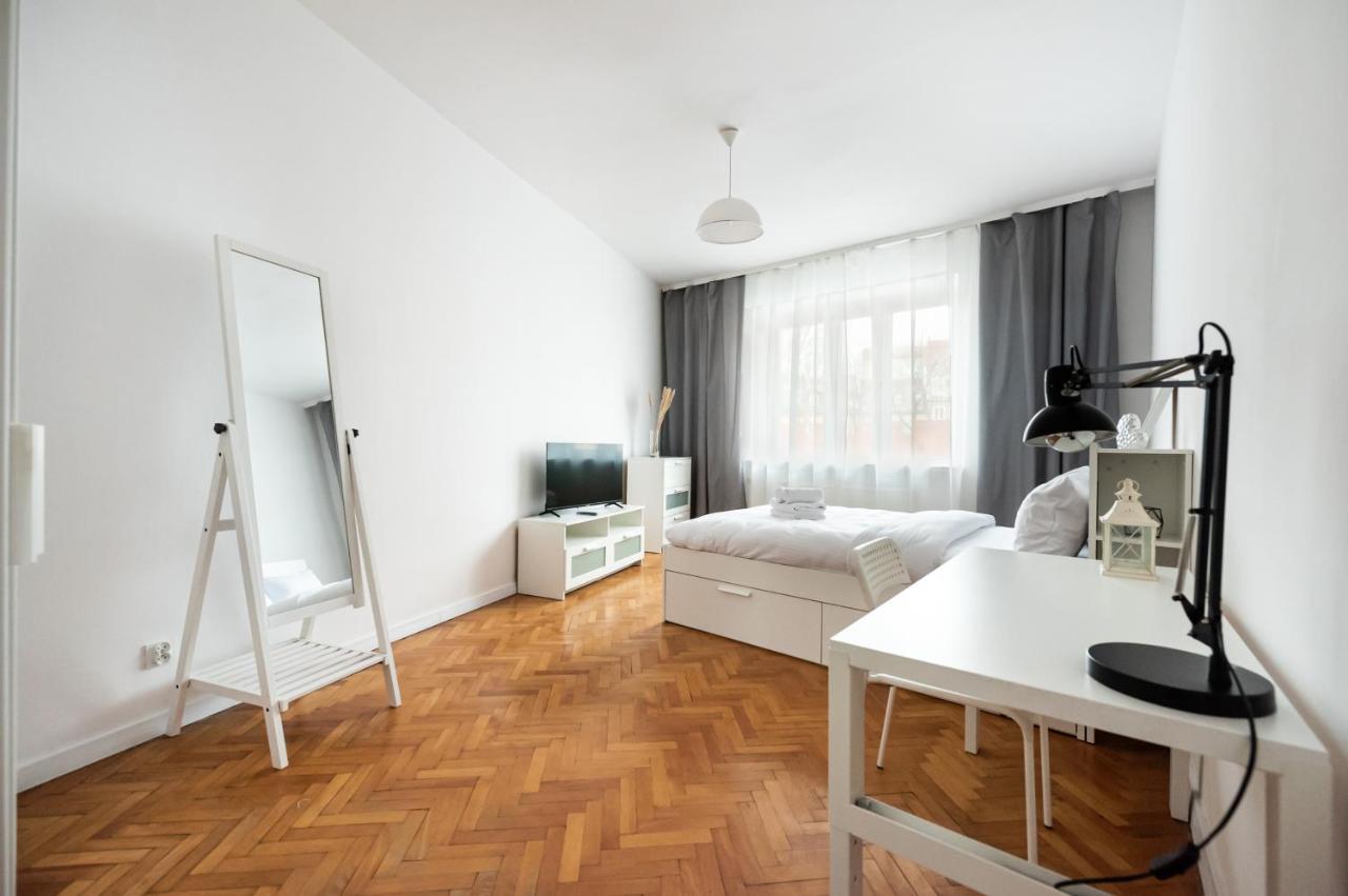 Old Town 5-Bedroom Apartment Warszawa Zewnętrze zdjęcie